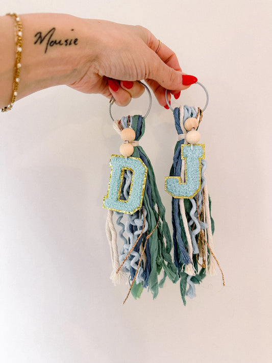 initial bag tassel blue/green